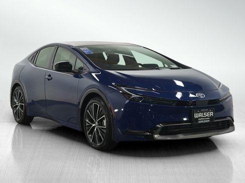 Used 2025 Toyota Prius Limited image 7