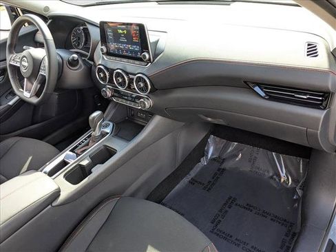 Certified 2025 Nissan Sentra SR image 20