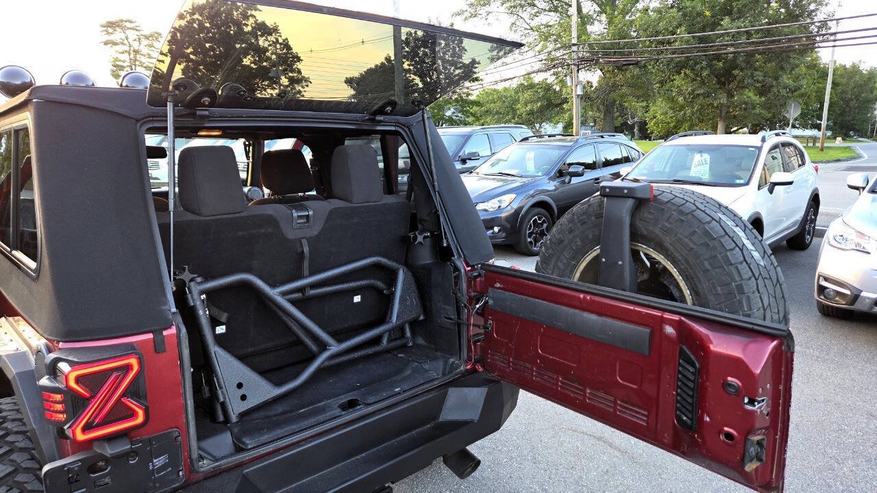 Used 2013 Jeep Wrangler Sport w/ Connectivity Group AWD/4WD image 33