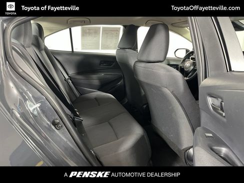 Used 2025 Toyota Corolla LE FWD image 14