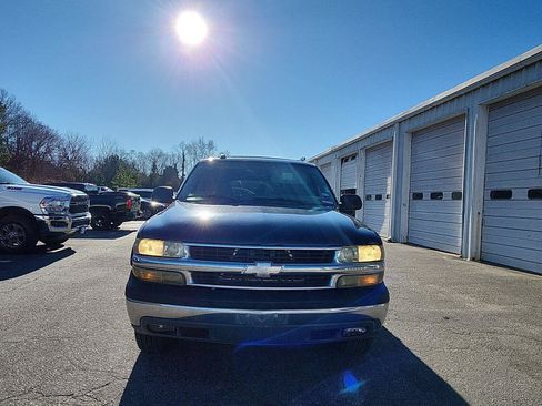 Used 2004 Chevrolet Suburban LS w/ Preferred Equipment Group image 8