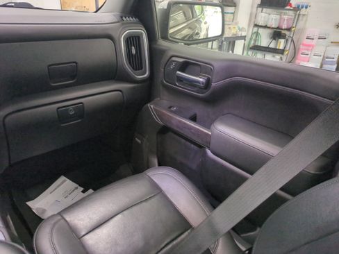 Used 2021 Chevrolet Silverado 1500 LTZ w/ LTZ Premium Package image 17