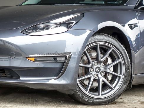 Used 2022 Tesla Model 3 Long Range image 3