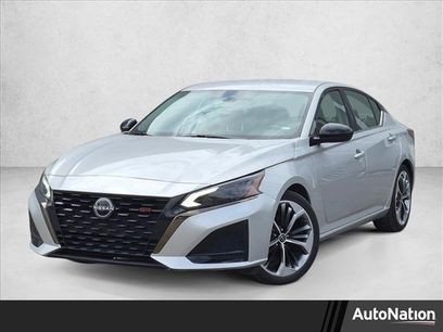 Used 2024 Nissan Altima 2.5 SR