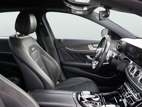 Used 2019 Mercedes-Benz E 63 AMG S image 11
