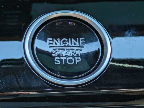 Certified 2025 Lincoln Navigator Black Label AWD/4WD image 30