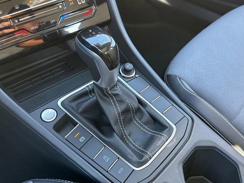 New 2026 Volkswagen Jetta SE image 29