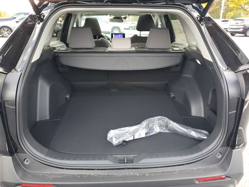 Used 2025 Toyota RAV4 XLE image 9