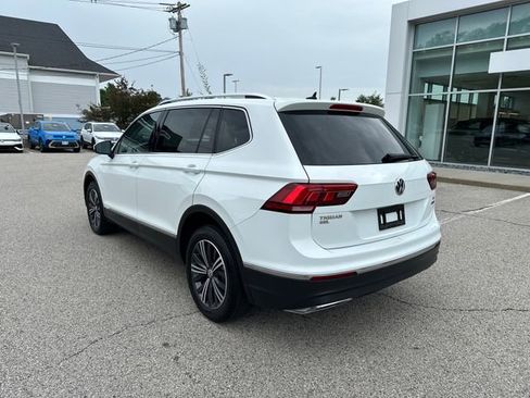 Used 2018 Volkswagen Tiguan SEL AWD/4WD image 5