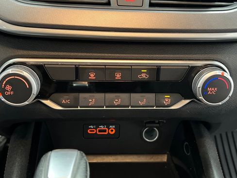 Used 2024 Nissan Altima 2.5 SR image 42