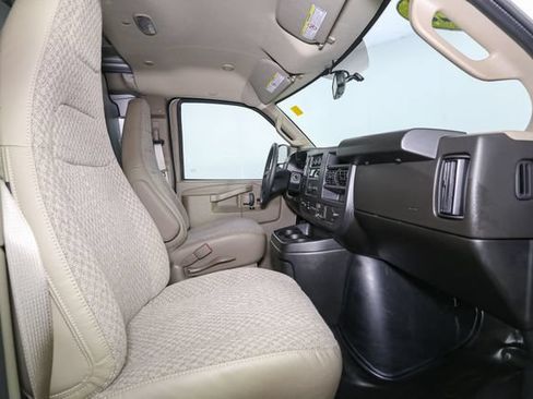 Used 2025 Chevrolet Express 2500 w/ Driver Convenience Package RWD image 15