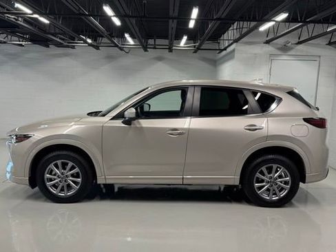 Used 2025 MAZDA CX-5 AWD 2.5 S w/ Preferred Package image 3