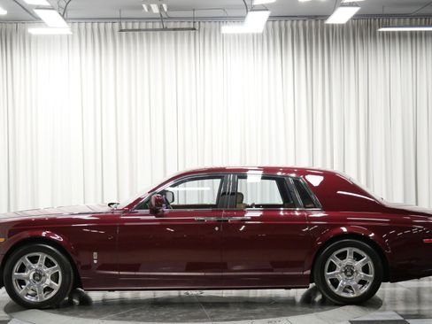 Used 2010 Rolls-Royce Phantom Sedan image 6