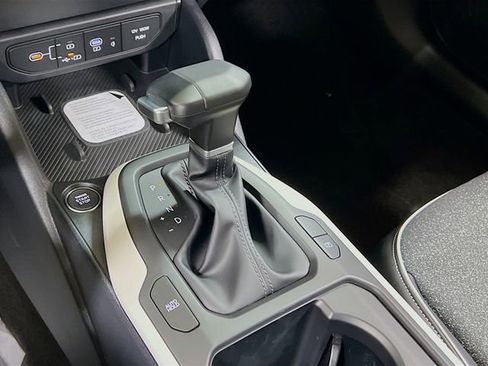 New 2025 Kia K4 GT-Line image 17