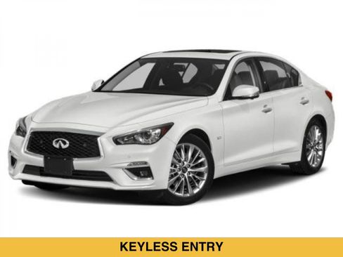 Used 2018 INFINITI Q50 Luxe w/ Essential Package (3.0T Luxe) RWD image 2