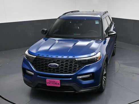 Used 2023 Ford Explorer ST-Line w/ Class IV Trailer Tow Package image 18