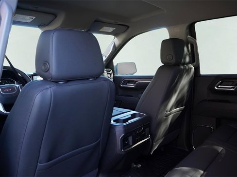 New 2026 GMC Sierra 1500 SLT image 21