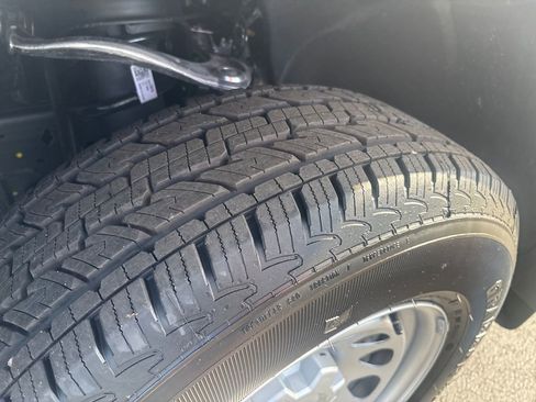 New 2026 Chevrolet Silverado 1500 W/T w/ WT Value Package image 14