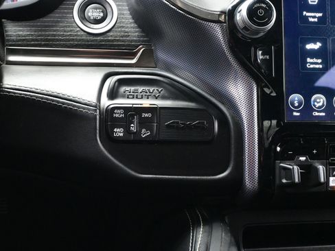 Used 2021 RAM 2500 Limited image 19