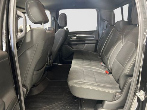 Used 2019 RAM 1500 Big Horn AWD/4WD image 14