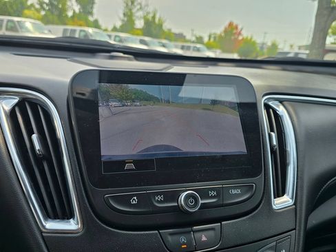 Used 2024 Chevrolet Malibu LT FWD image 31