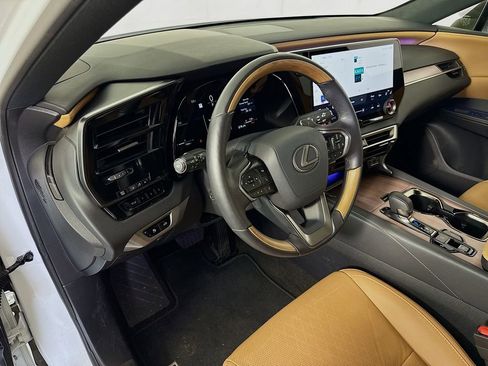 Used 2025 Lexus RX 350 Premium Plus w/ Accessory Package (Z1) FWD image 9
