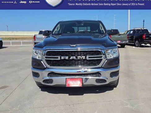 Used 2019 RAM 1500 Tradesman RWD image 3