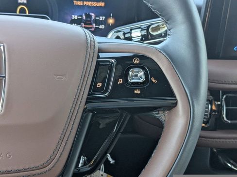 New 2026 Lincoln Aviator Reserve image 30