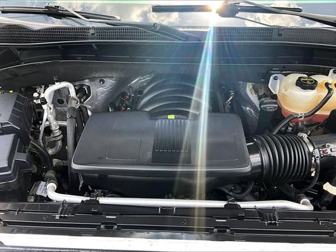 Used 2025 GMC Sierra 1500 SLT RWD image 32