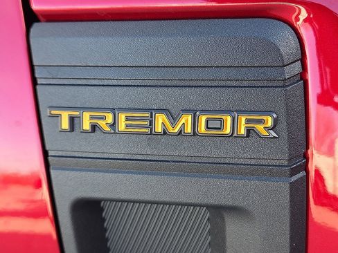 New 2026 Ford Maverick Tremor image 8