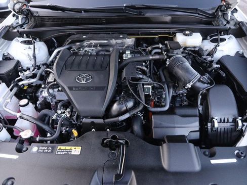 Used 2025 Toyota Crown Platinum image 29