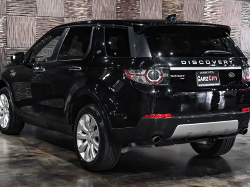 Used 2017 Land Rover Discovery Sport HSE Luxury image 12