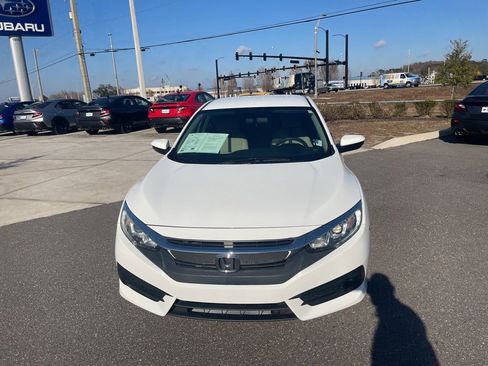 Used 2018 Honda Civic LX image 2