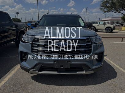 Used 2025 Ford Explorer Active
