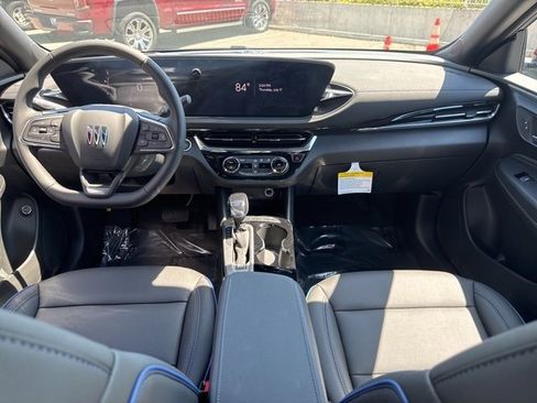 New 2025 Buick Envista Sport Touring w/ Convenience II Package image 20