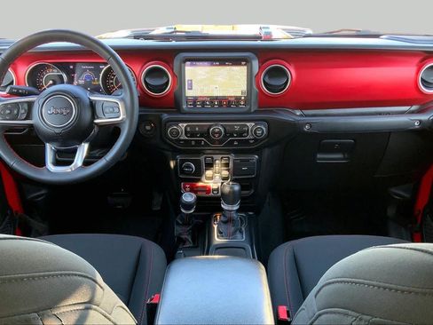 Used 2023 Jeep Gladiator Rubicon w/ LED Lighting Group AWD/4WD image 16