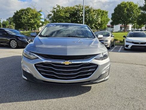 Used 2024 Chevrolet Malibu LT FWD image 3