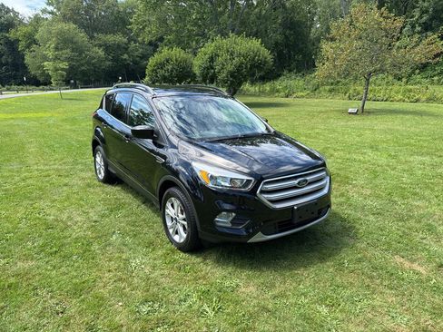Used 2018 Ford Escape SE AWD/4WD image 1