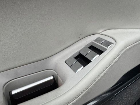 New 2025 Lincoln Navigator Reserve image 19