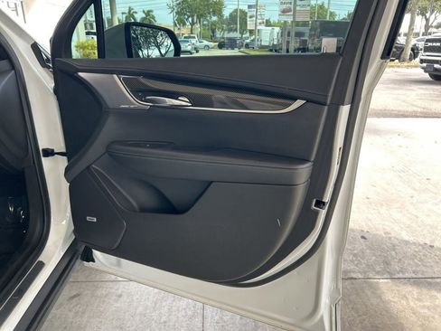 Used 2021 Cadillac XT6 Sport image 27