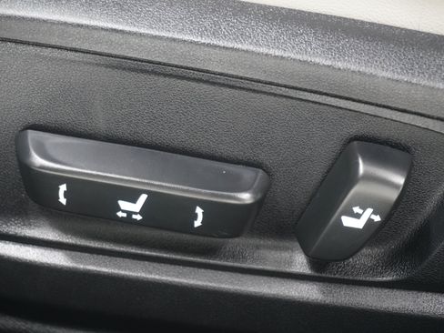 Used 2015 Lexus ES 350 w/ Premium Package FWD image 14
