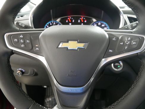 Used 2023 Chevrolet Equinox LT FWD image 25