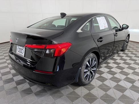 Used 2024 Honda Civic EX image 9