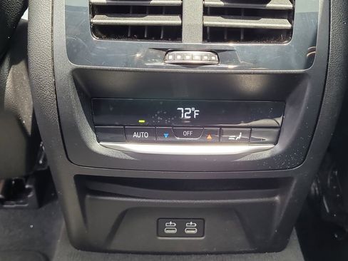 Used 2023 BMW X3 xDrive30i image 12