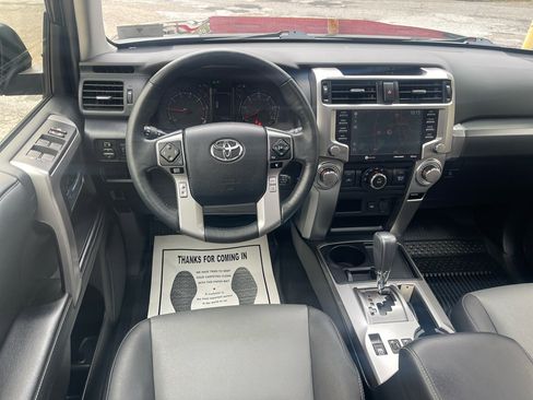 Used 2023 Toyota 4Runner SR5 Premium w/ Moonroof Package image 21