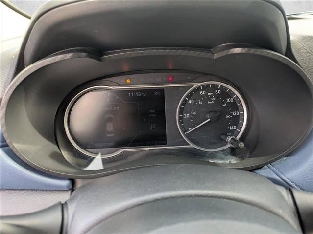 Used 2025 Nissan Versa SV FWD image 10