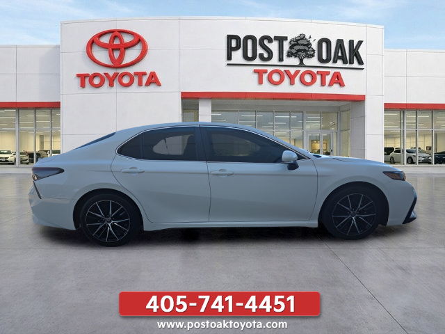 Used 2023 Toyota Camry SE FWD image 9