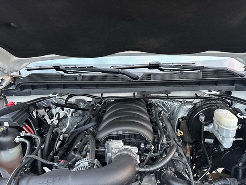 Used 2018 Chevrolet Silverado 1500 LT w/ Texas Edition AWD/4WD image 20