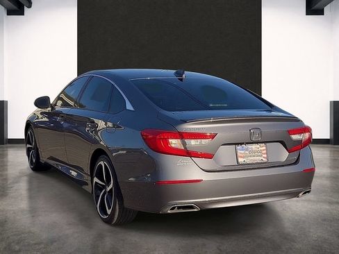 Used 2019 Honda Accord Sport image 3