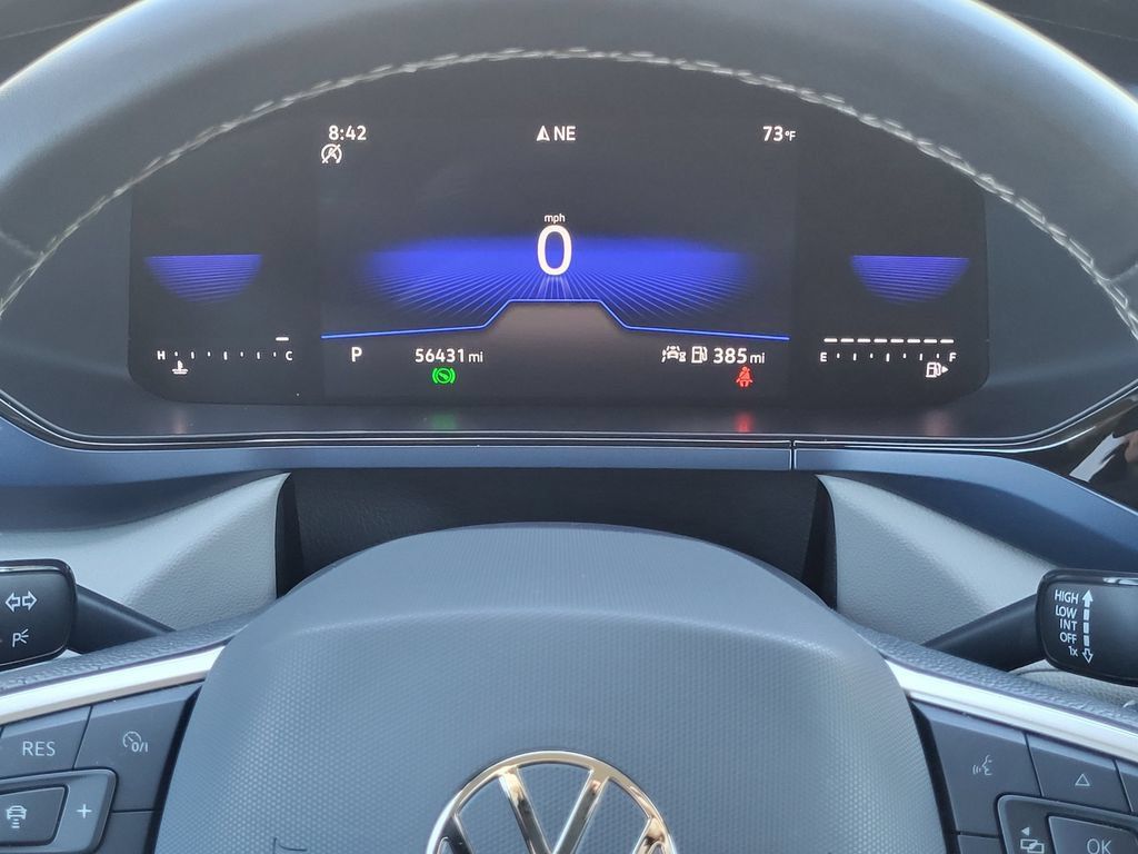 Used 2024 Volkswagen Taos SE FWD image 16
